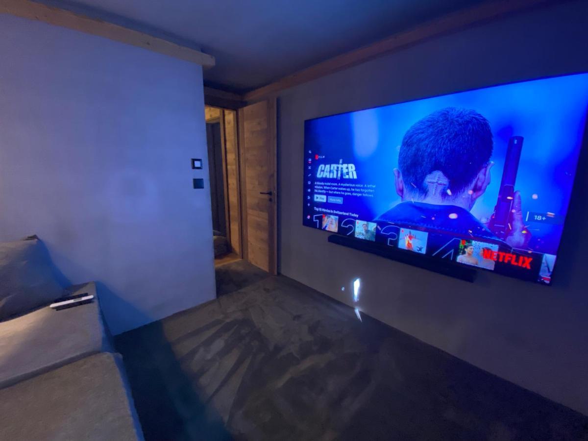 7 Luxury With Cinema Chalet Crans-Montana